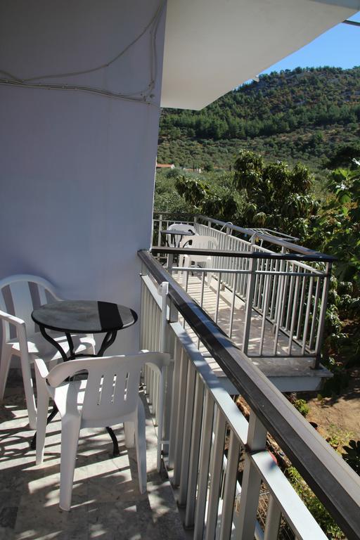Doukas Hotel Skala Rachoni  Buitenkant foto