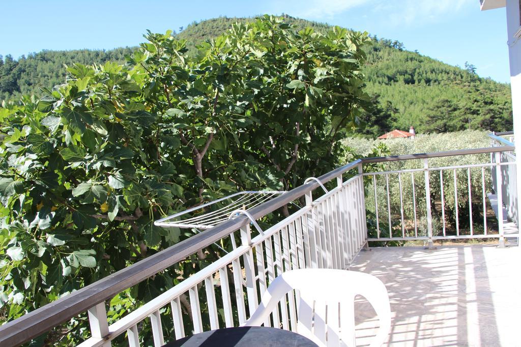 Doukas Hotel Skala Rachoni  Buitenkant foto