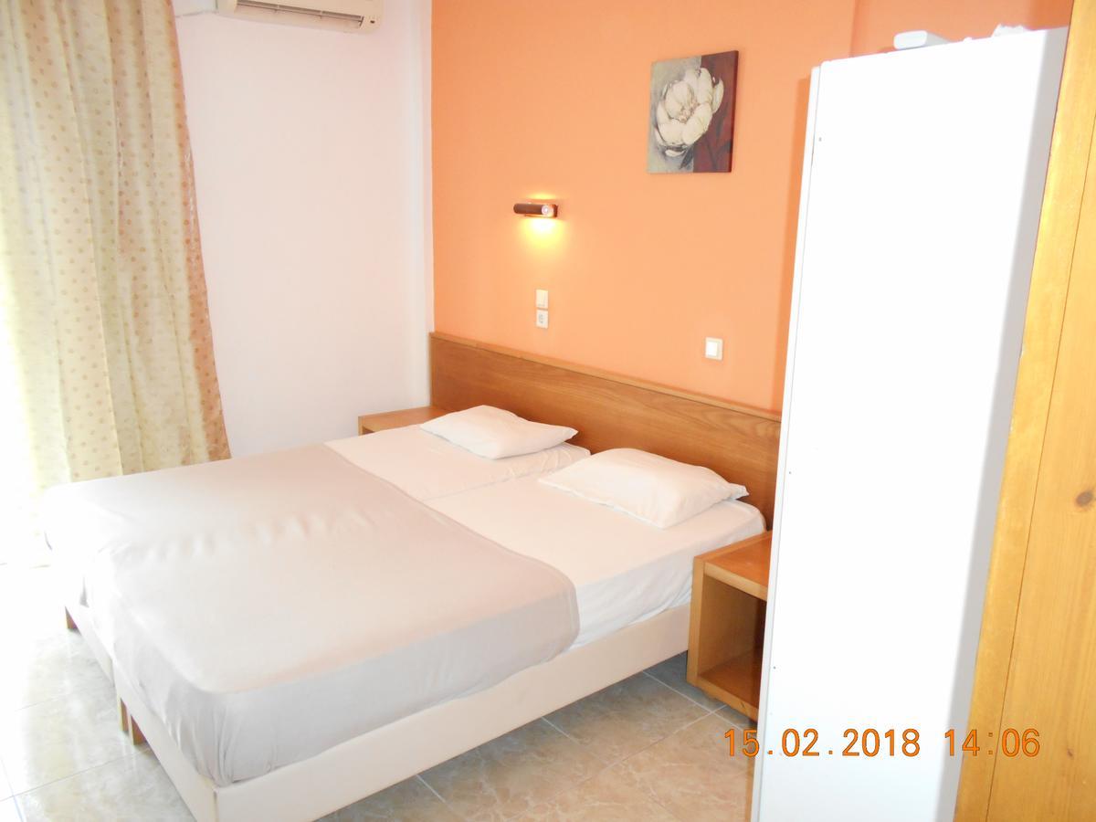 Doukas Hotel Skala Rachoni  Buitenkant foto